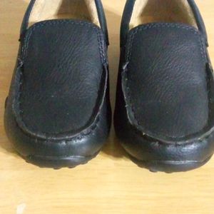 Kids dress shoes size 9